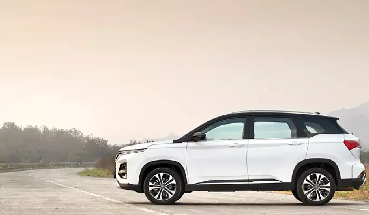 MG - Hector Sharp Pro - Luxury SUV Car Rentals - Preowned SUV Car - Exclusive Concierge Club.webp